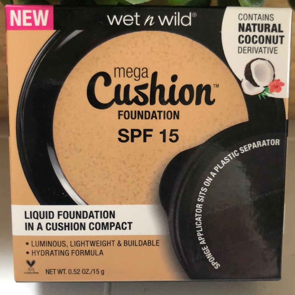 Wet n Wild Mega Cushion Foundation SPF 15 - Cream Ivory  #107A